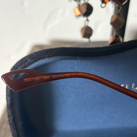 Gucci Modern Aviator Sunglasses GG0739S with box and draw string pouch - Picture 7 of 9